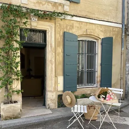 Charmant Pied A Terre Arlesien, Rez De Chaussee * Arles